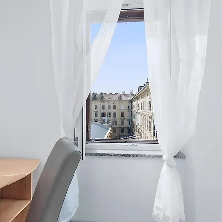 Little Flower 5 - Rent Daire