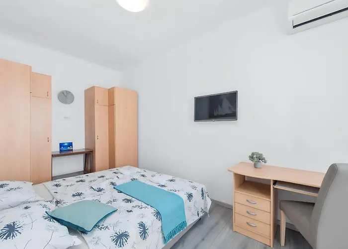 Little Flower 5 - Rent Apartamento Rijeka